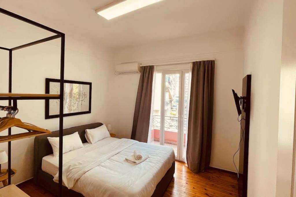 Daisy Apartment 15 Min To Acropolis Афины Экстерьер фото