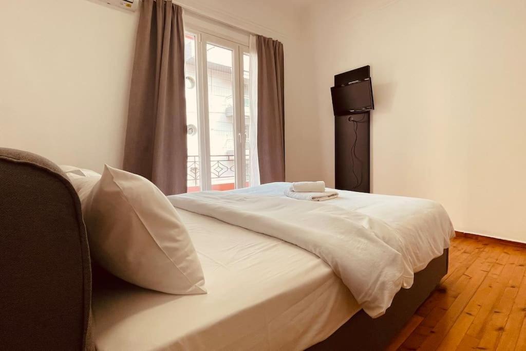 Daisy Apartment 15 Min To Acropolis Афины Экстерьер фото