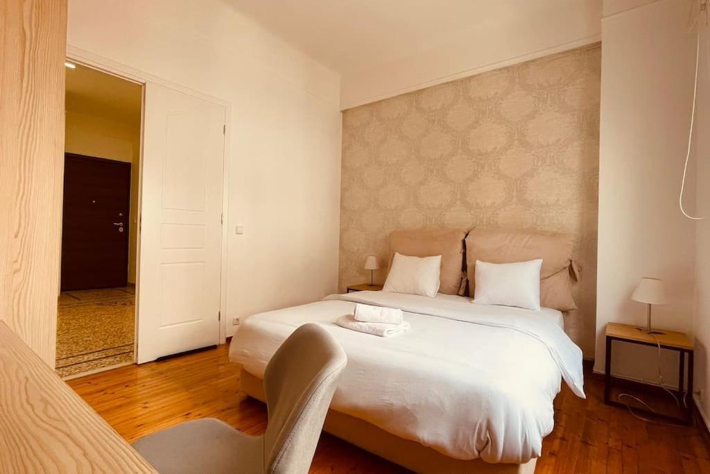 Daisy Apartment 15 Min To Acropolis Афины Экстерьер фото